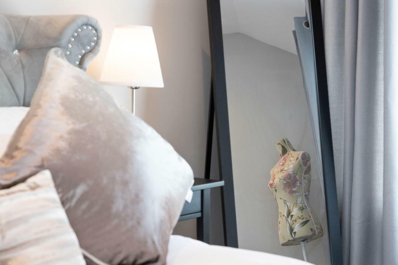 Chestnut House, Beautiful, Spacious & Comfortable Belfast Eksteriør billede
